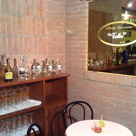 Tolin Hotel