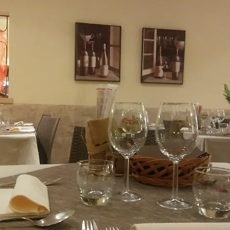 Hotel Tolin 2*