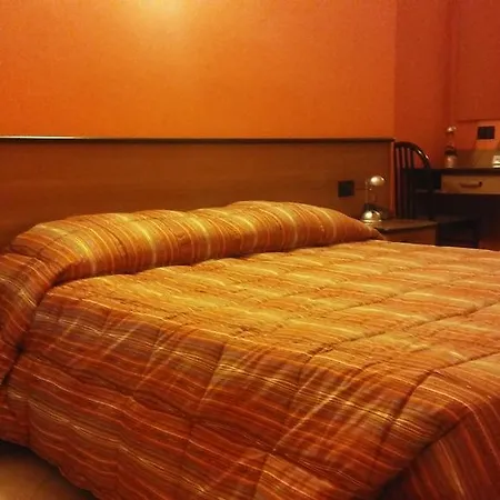 Tolin Hotel